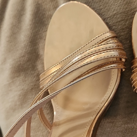 ✨️ Gorgeous Forever 21 high heels ✨️ - Picture 6 of 14